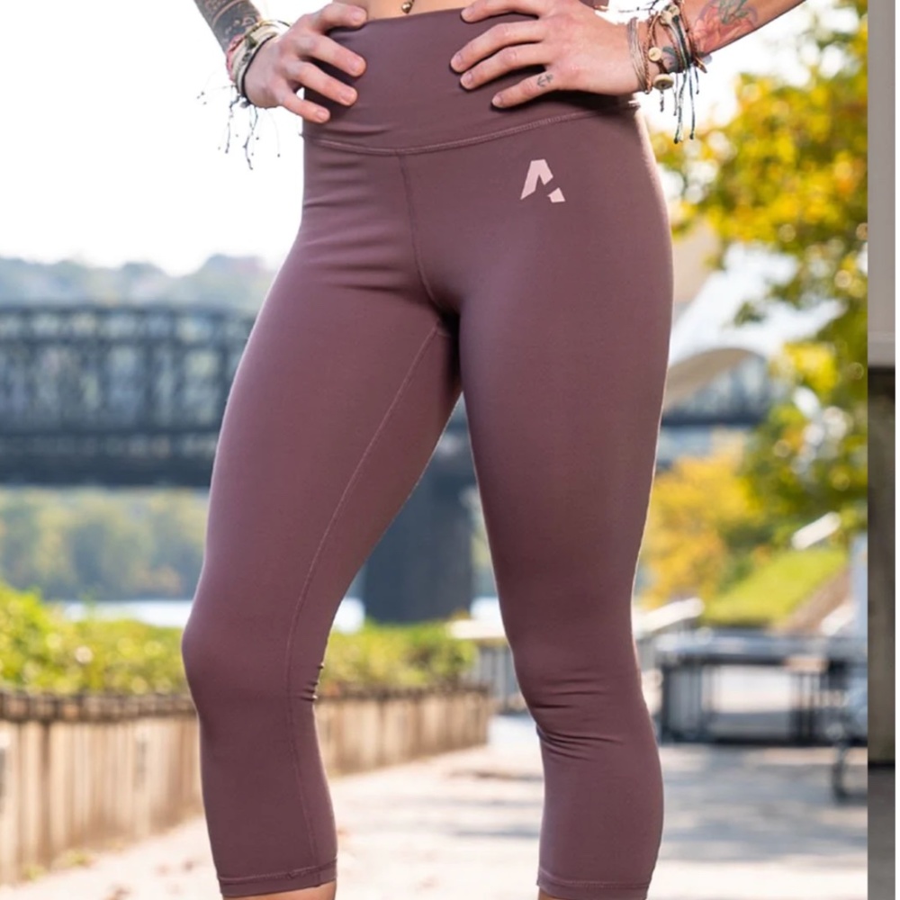AMN Apparel Leggings